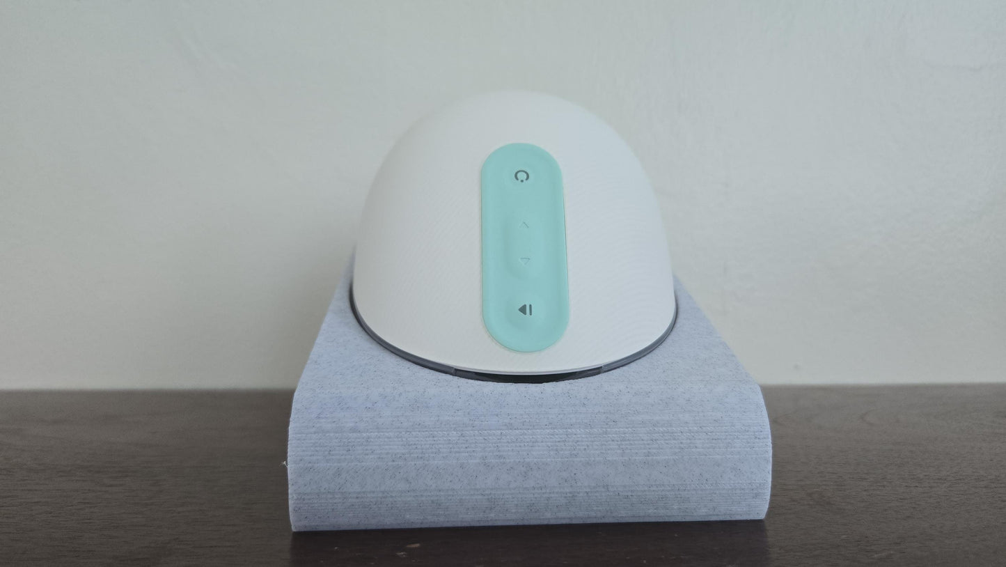 Willow 360 Portable Breast Pump Single and Dual Dock for charging and storing
