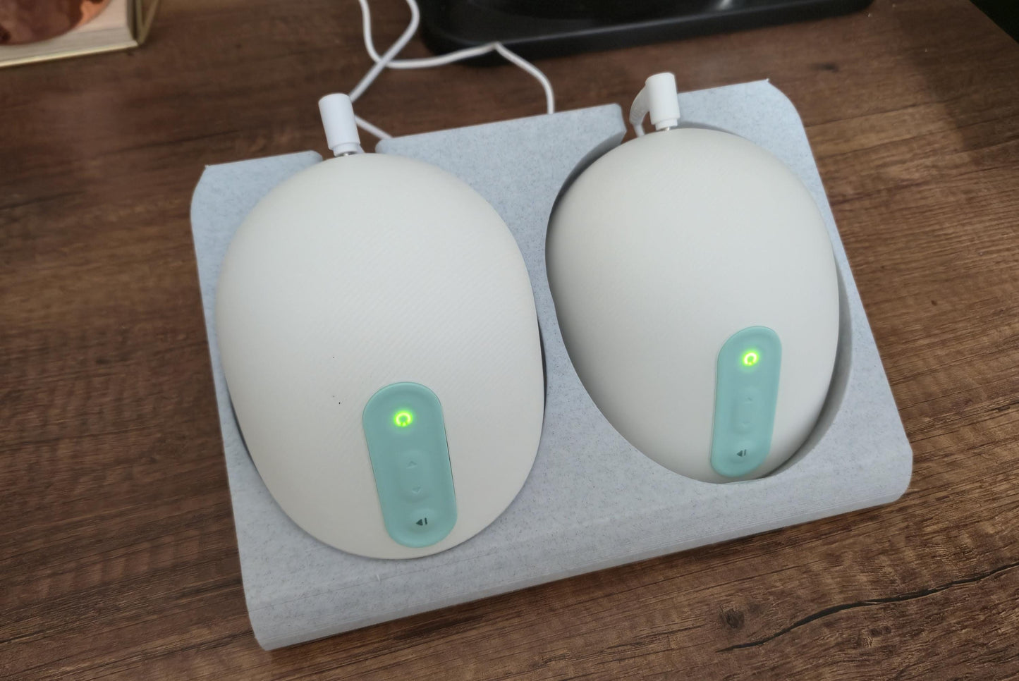 Willow 360 Portable Breast Pump Single and Dual Dock for charging and storing