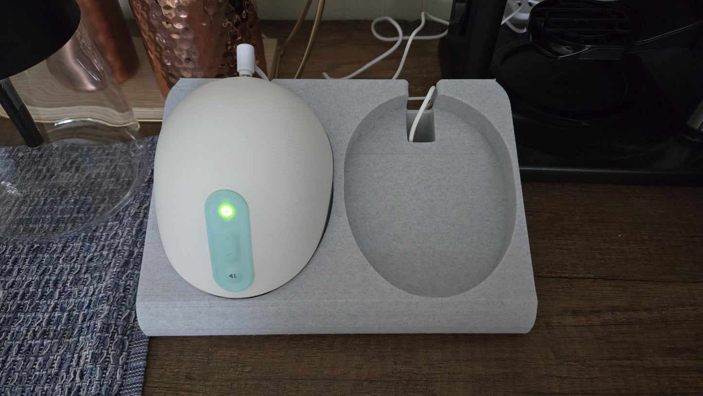 Willow 360 Portable Breast Pump Single and Dual Dock for charging and storing